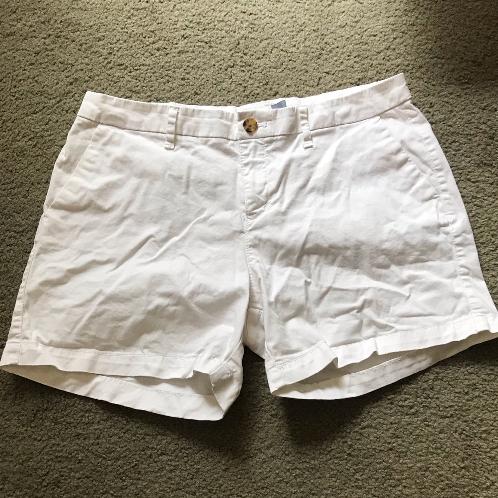 Old Navy white shorts